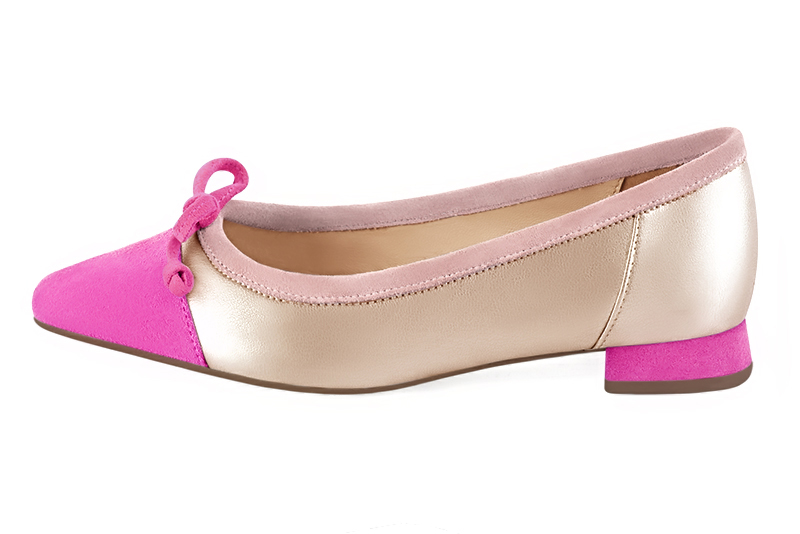 Shocking pink and gold women's ballet pumps, with low heels. Square toe. Flat flare heels. Profile view - Florence KOOIJMAN